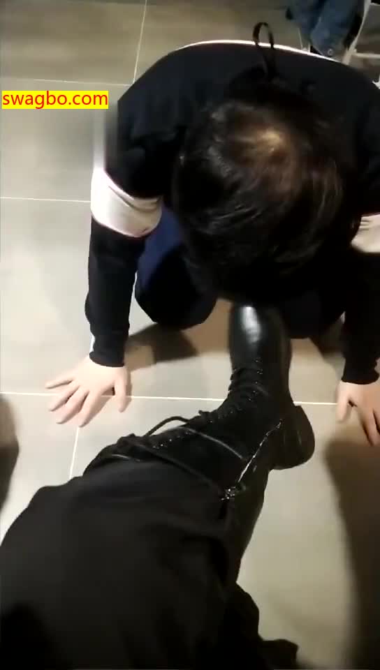 【Verin维因】御姐长靴舔脚舔鞋【54分钟】