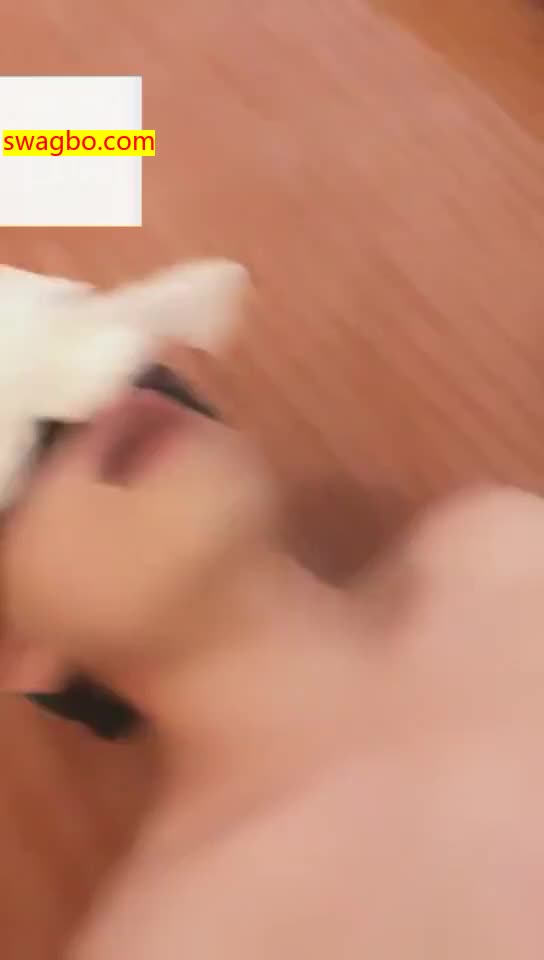 【回眸Queen】重口慎入恋足圣水抽打烟灰缸【35分钟】【指定】