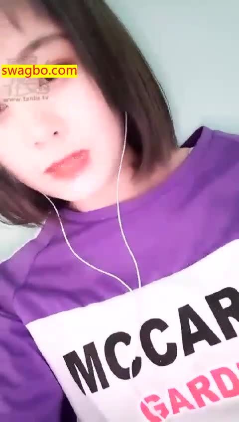 【48分】调教傻狗,恋足-00后冰冰女王_20181103214046