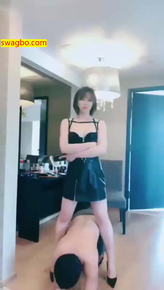 【冷颜女王】玩骚狗【30分钟】