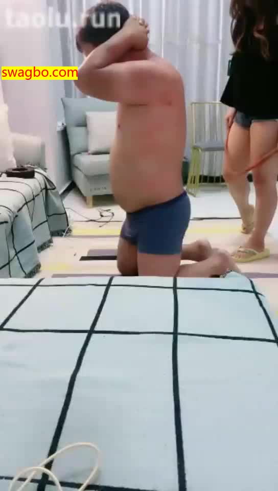 【美雅S】带素人闺蜜玩狗第一场【34分钟】【高清】