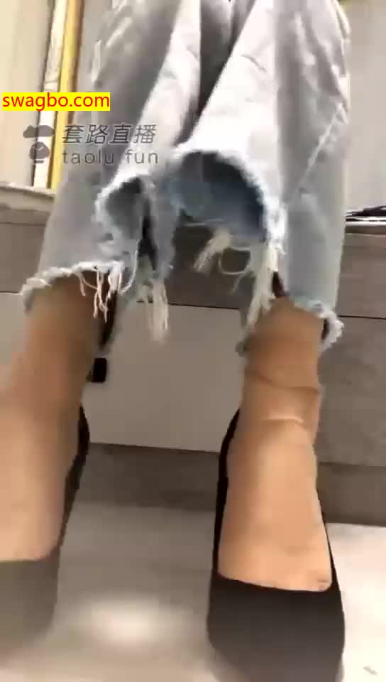 【兰儿小主S】网调-红绿灯,高跟鞋音吐【16分钟】