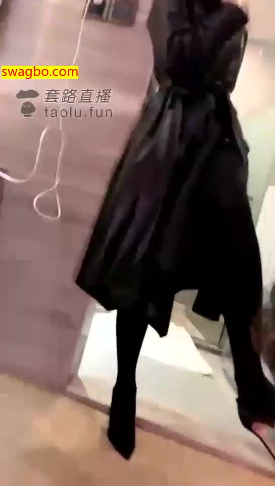 【歌迪丝S】舔脏鞋底最贱老母狗【32分钟】