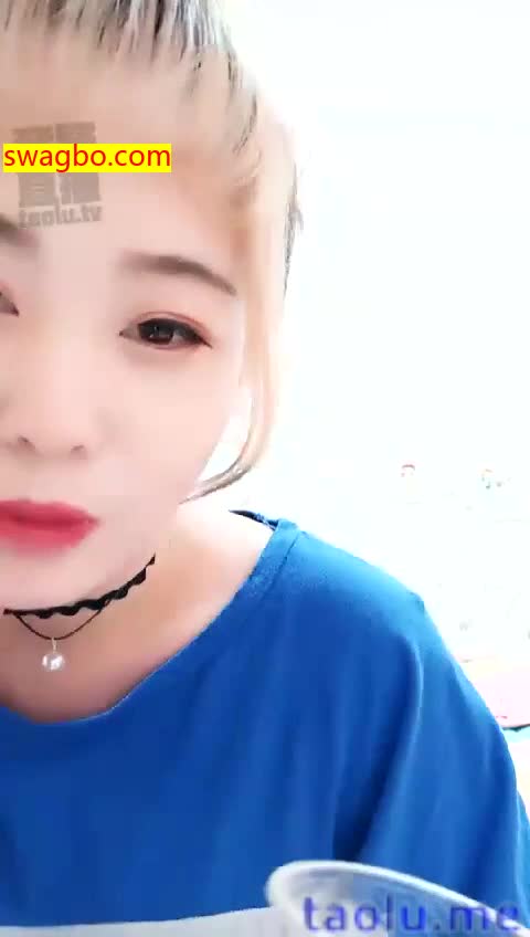 口水场和第一视角渔网袜控制贱狗撸射-00后冰冰女王_201812220243481