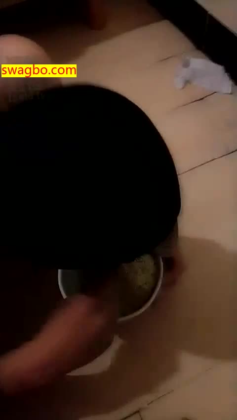 圣水泡面口水耳光踩踏鞭打骑马__7_-琳琳女王S1