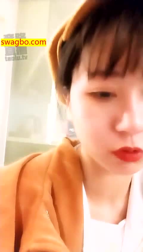 只配舔浓痰的贱畜__-Vinnie维妮1