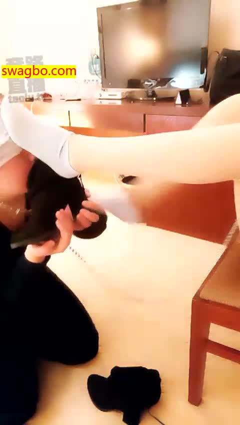 贱狗就应该被践踏跨越被践踏被征服_-若依s1