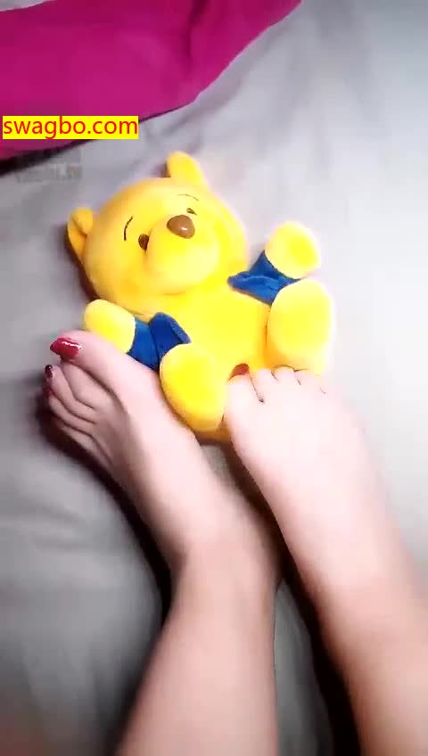 美脚口水辱骂贱狗们-00后晴晴女王_2018-10-26-00后晴晴女王_20181026221408