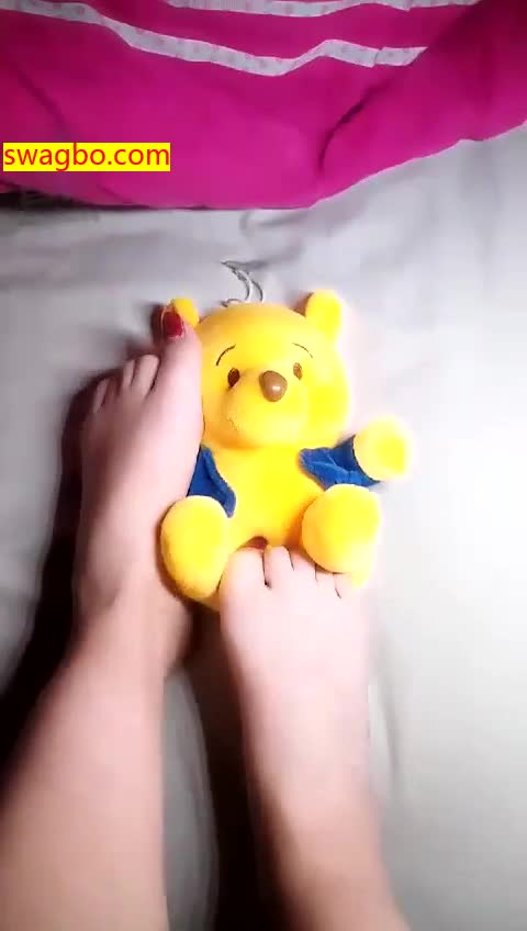 美脚口水辱骂贱狗们-00后晴晴女王_2018-10-26-00后晴晴女王_20181026221408