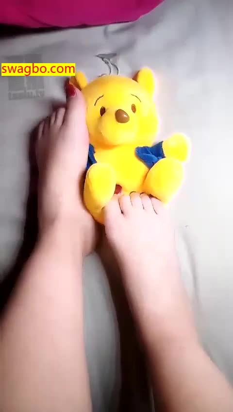 美脚口水辱骂贱狗们-00后晴晴女王_2018-10-26-00后晴晴女王_20181026221408