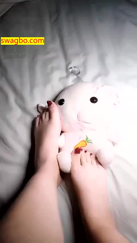 第一视角黑丝口水骂射你们贱狗集合-00后晴晴女王_2018-10-09-00后晴晴女王_20181026215528