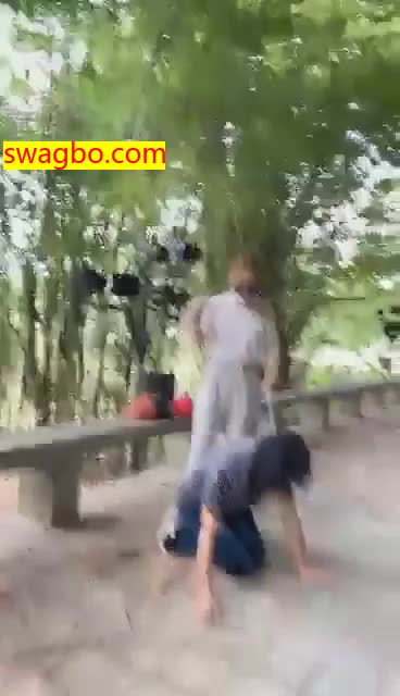双S户外观光车路过（刺激）【女暴君】