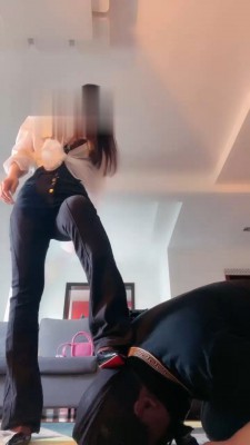 【苏州十三姨】藤条重度抽废物狗 bf19064 -套路艾彩视频