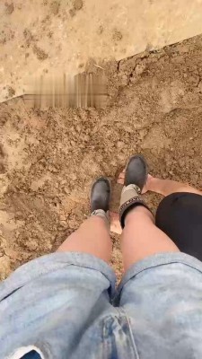 【沅芷大人】泥地长靴辱废狗 bf18840