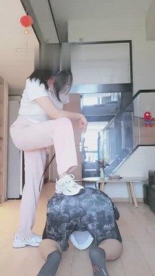 【软熊】皮带耳光暴虐 bf15312