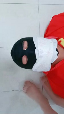 【猫神大人】运动后原味脚羞辱家奴 bf15065