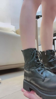 【骨精精】短靴素人主圈养邻居【下】 bf14487