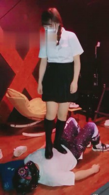 【萝莉刑】全体重踩踏专场 bf13569