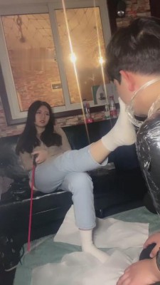 【芸熙】舔脏鞋闻臭袜脚底喂食专场 bf12499