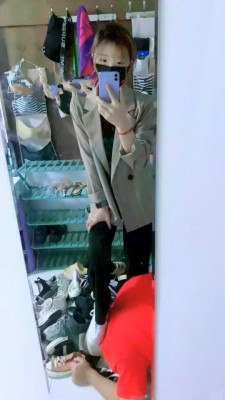 【美离子】壮胖高憨喜清理鞋底 G-210819-25