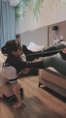 【三七七S】羞辱反差小母狗【下】 bf4259