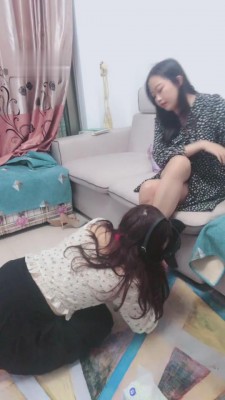 【广州楚楚】对超骚“母狗”的囚禁 bf3711