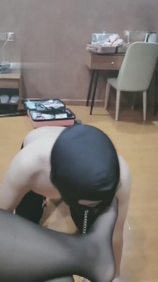 【芒果】坐脸-虐乳-踩踏 bf3564