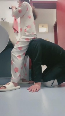 【玖幽】伺候主人起床-挨打了 bf7464