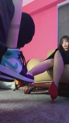 【甜甜】带空姐闺蜜玩狗 bf7263