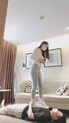 【梵一】外卖小哥训成狗 bf9189