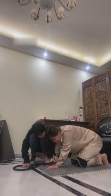 【琳嘉s】小三被抓后调成母狗 bf9082