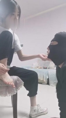 【文文大人】深夜调教猥琐外卖员 bf90091