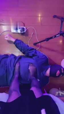 【领主老大】圈养奴被随意玩弄 bf10725