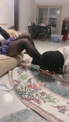 【颜颜艾斯s】JK小皮鞋踩下贱狗 bf11400