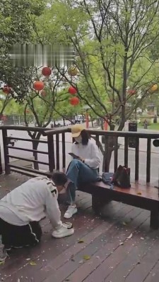 【乐姐】直播现场偶遇户外调教 bf11477