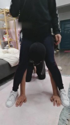 【乐爷】健身后原味鞋袜羞辱狗 bf9766