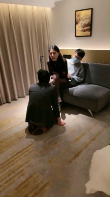 【诺曦】羞辱绿帽老公吃呕吐物 bf9989