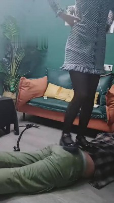 【重庆户外男神】女仆店小桃暴打男神 bf8761