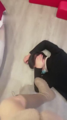 【逗逗】原味裸足深喉到吐 bf4629