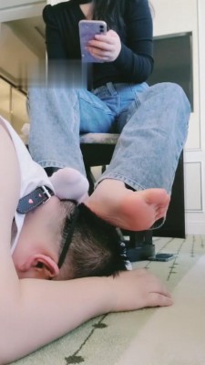 【维妮】双S-骑马窒息/耳光羞辱/虐乳踩食 bf5681