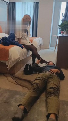 【黑兔sama】极品美女tj-暴力耳光/鞭打/踩踏/骑马/口水 bf5374