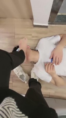 【御严】原味脚碾压喂食狗 bf5081