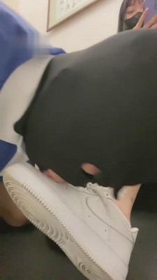 【香菜】素人改造计划-坐脸骑马舔脚甜鞋 bf5354