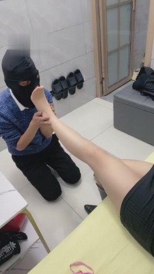 【Aki粤语女王】疯狂虐待瘦弱狗 bf5169