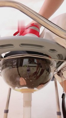 【暴力美学】吊起来鞭打/人形马桶/脚垫/踩踏喂食/踢裆强制圣水 bf1203