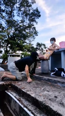 【暴力美学】户外舔靴子踩踏 bf1632