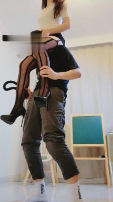 【禾末】恶毒继母蹂躏废物儿子 bf1958