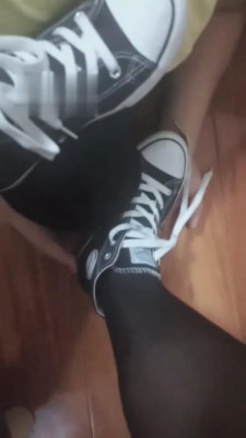 【黑丝sama】高帮帆布鞋踩踏踢打 bf2007