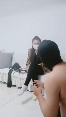 【模特女神】随户外遇劫匪-劫匪变狗 bf2155