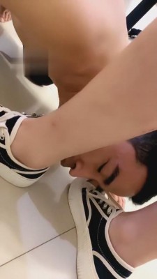 【胖虎】原味脚羞辱绿帽圈养奴 bf2324